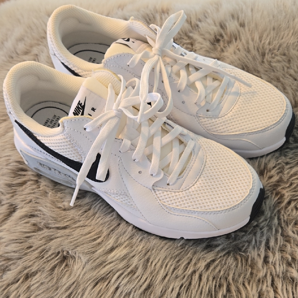 Nike Air Max White and Black Sneakers